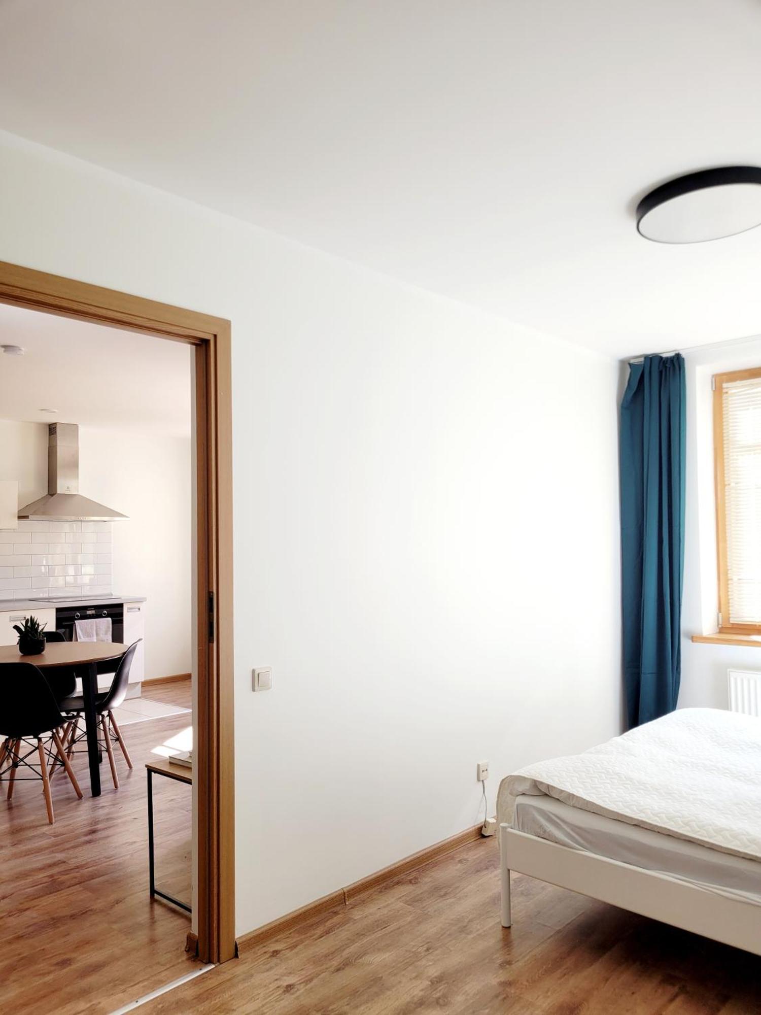 Sv1 By Quarterstays Old Town Self Check-in Íbúð Vilnius