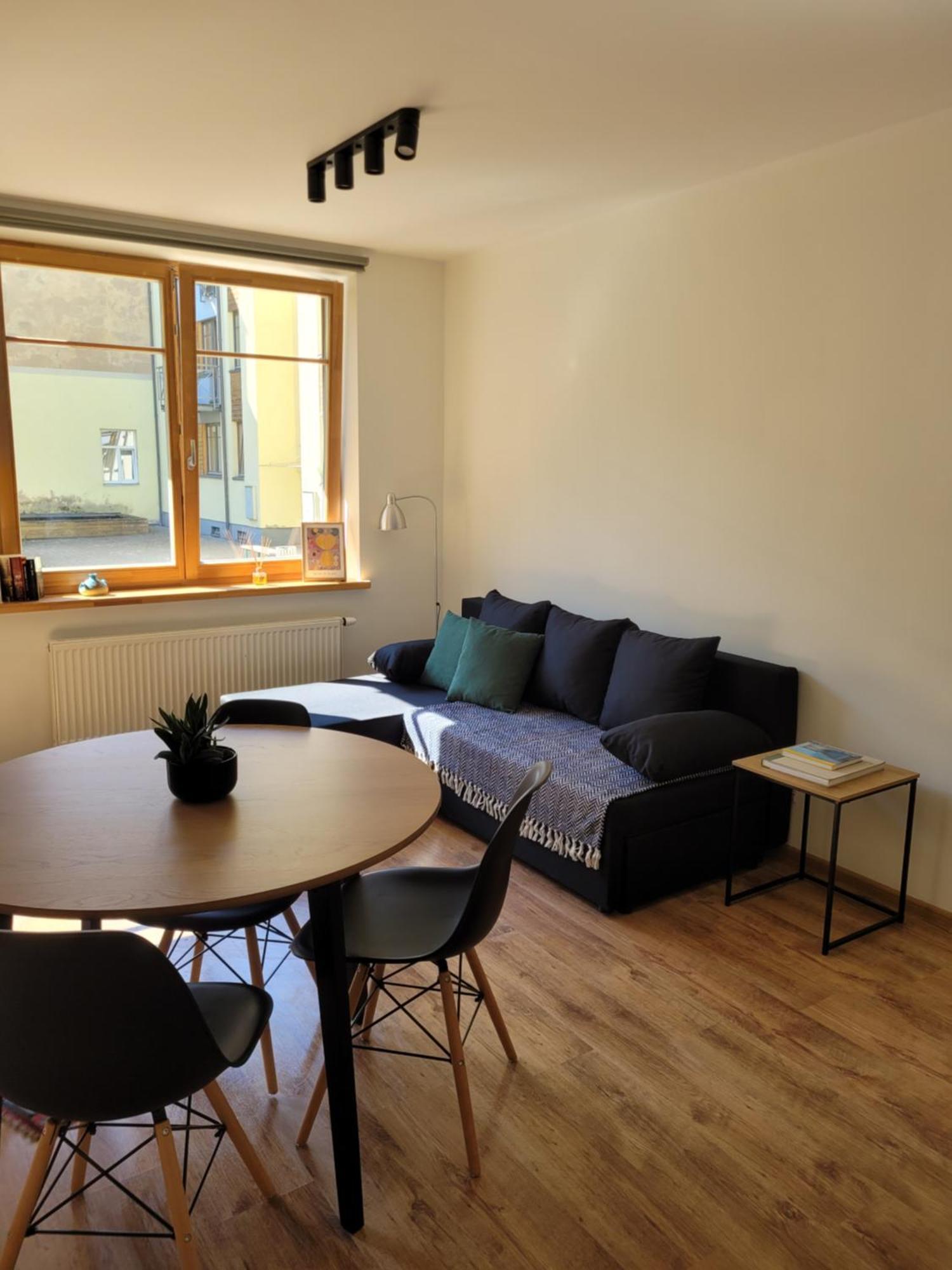 Sv1 By Quarterstays Old Town Self Check-in Íbúð