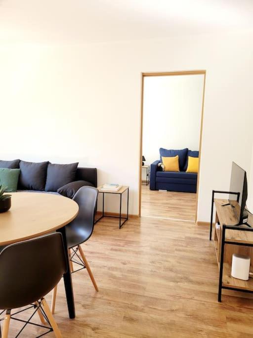 Sv1 By Quarterstays Old Town Self Check-in * Vilnius